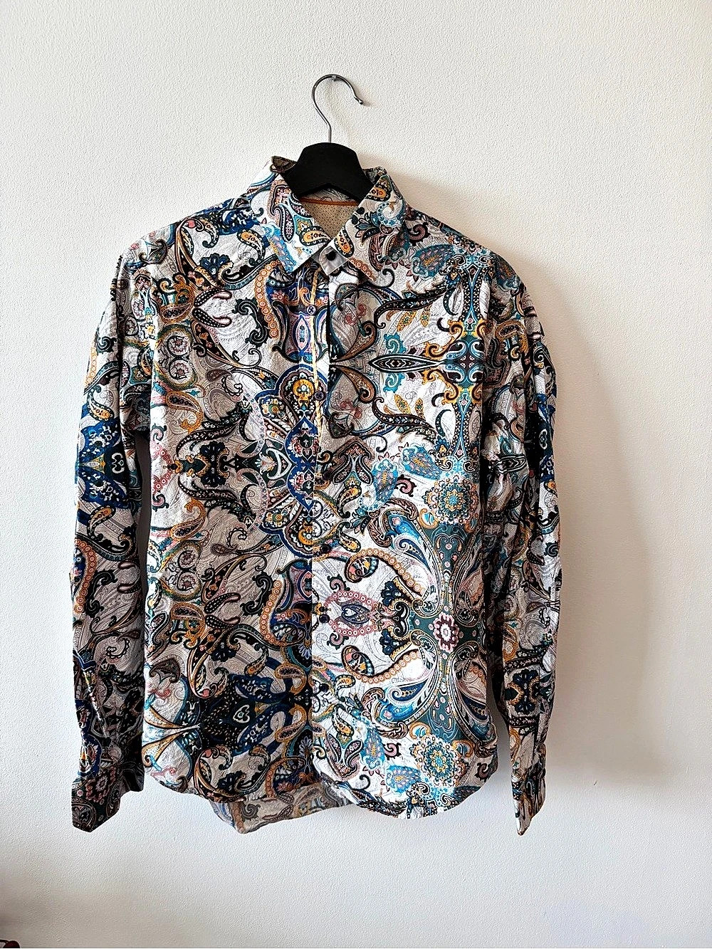 Envy Long-Sleeve Paisley Button-Down Shirt – Blue & White (Large)